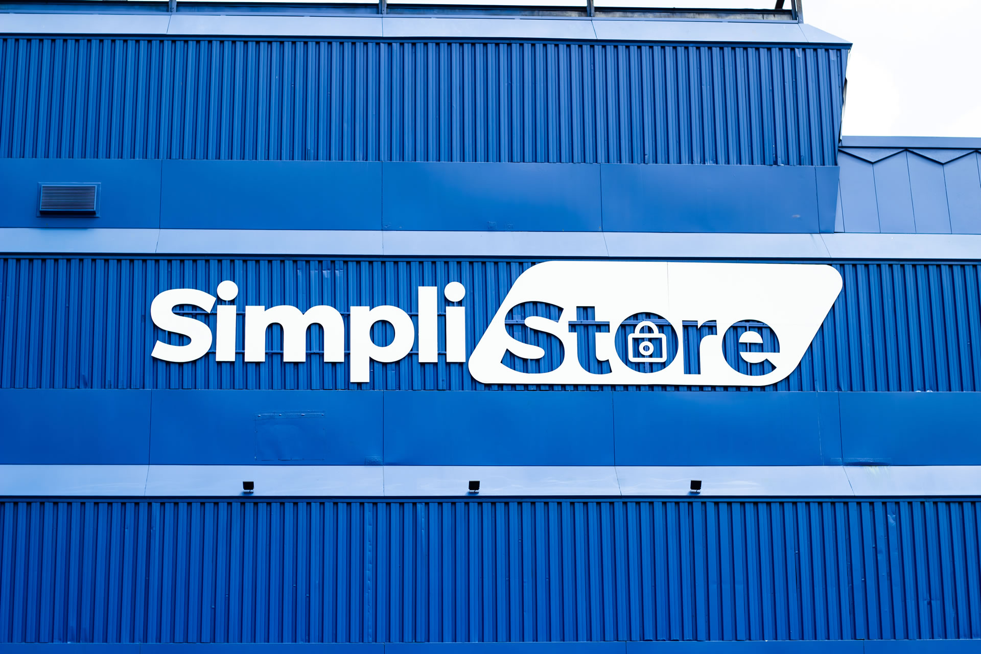 Smart Storage for Busy Lives